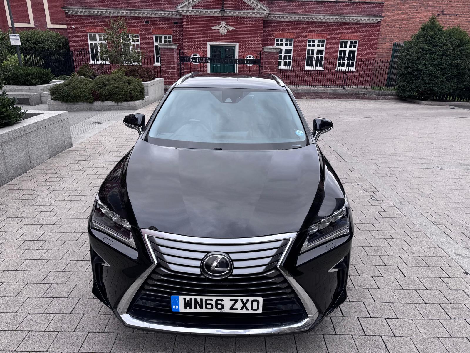 Vehicle photo 2