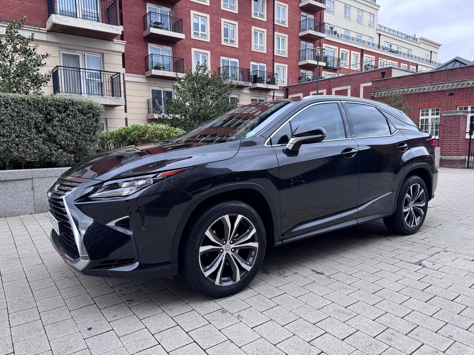 Vehicle photo 3